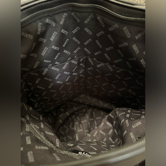 ROOTS LEATHER TOTE BAG - Picture 6 of 7